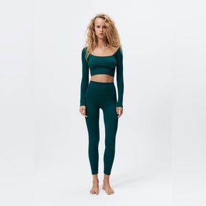 Zara Dark Green Ribbed Seamless Leggings Limitless Contour Collection